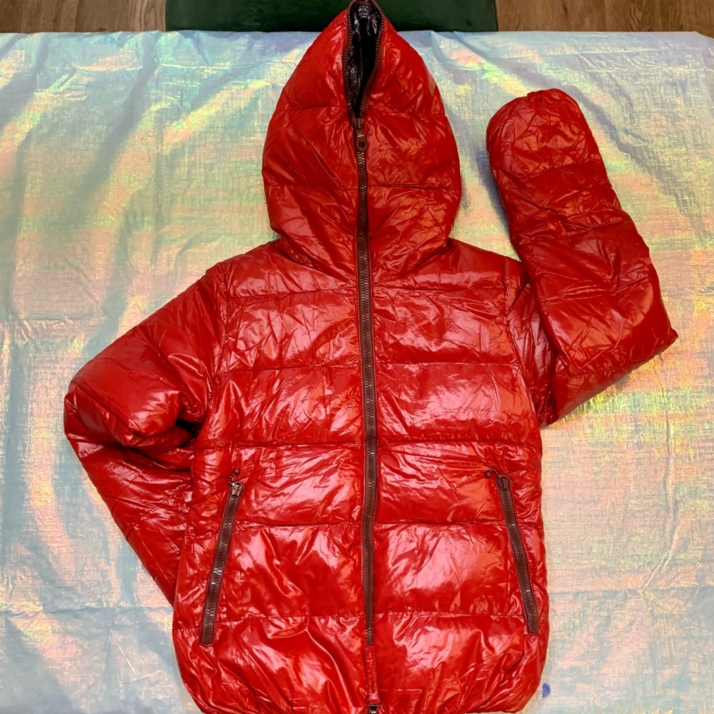 Hooded down goose coat by Duvetica